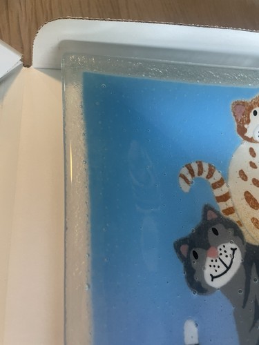 Peggy Karr Fused Art Glass 13” Rectangle Plate Cartoon Cats Signed Original box - Picture 2 of 6