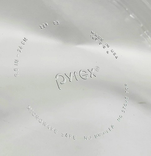 VTG PYREX Deep Dish Pie Plate #229 9.5” Glass Fluted Edge Baking Dish /w Handles - Picture 6 of 7