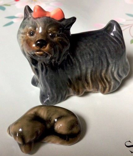 Vintage Gobel Shih Tzu Yorkie Dog + Pup Figurine Hand Painted Bow Porcelain - Bild 9 von 9