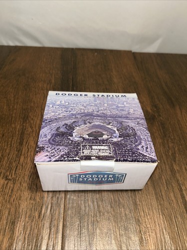 Modelo réplica de béisbol Dodger Stadium Los Angeles Dodgers - Farmer John SGA 2016