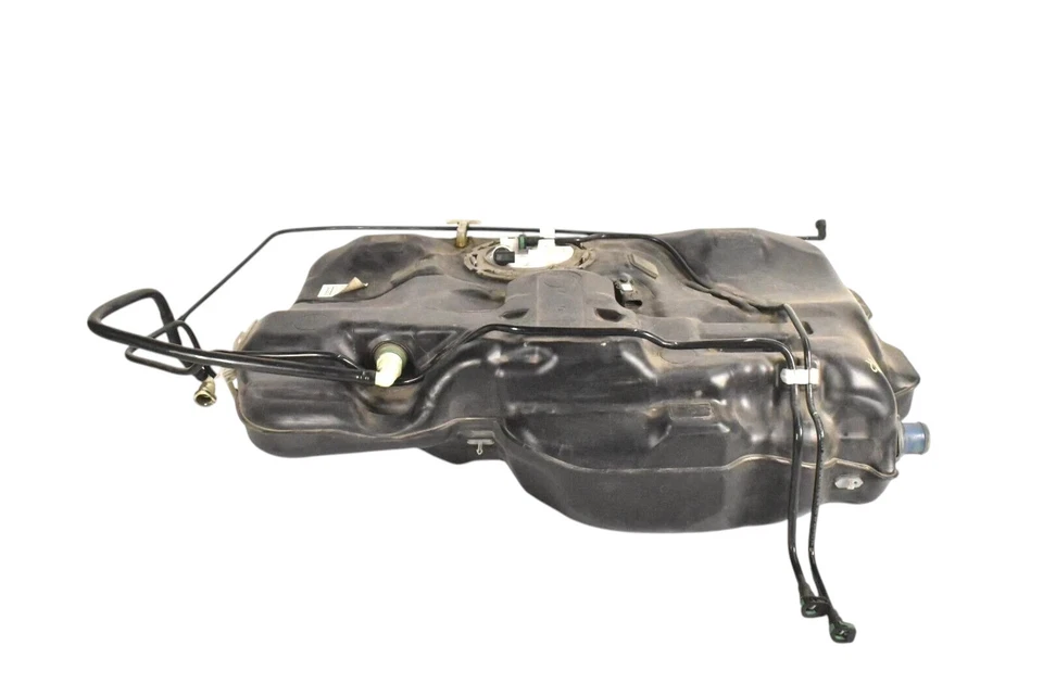 Conjunto depósito gasolina mercedes w117 cla250 14-18 negro 2464703001 fabricante original Foto 4 de 4