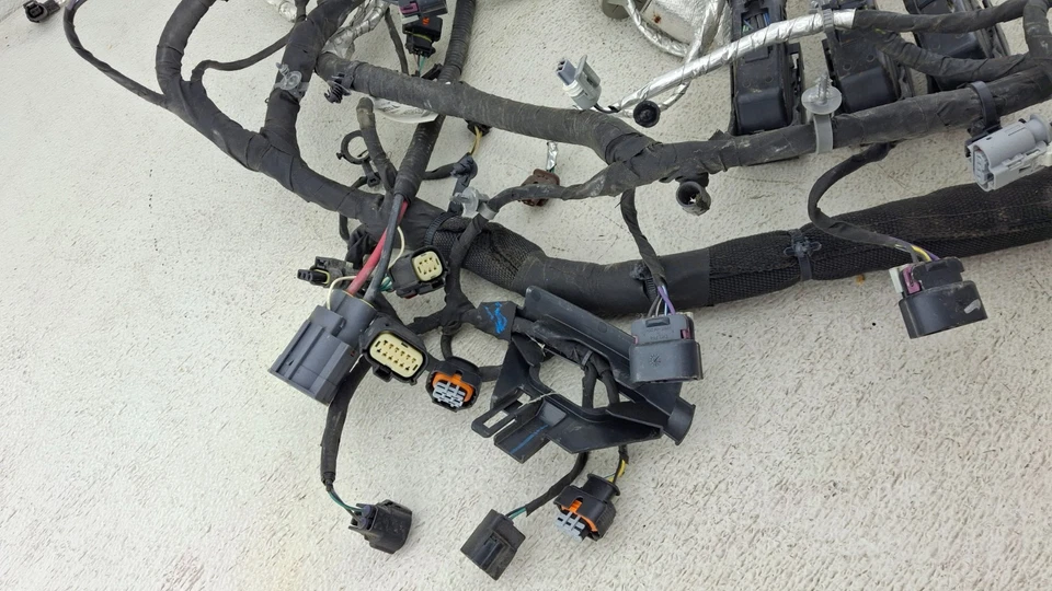 Arnés de cableado de motor Buick Enclave 2018-2021 3,6 L OEM 84657987 Foto 4 de 4