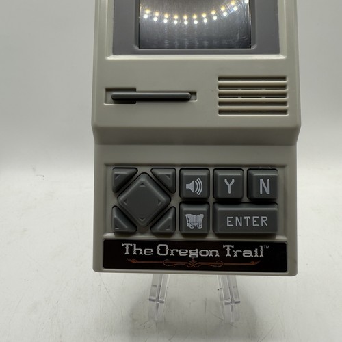 The Oregon Trail Electronic Handheld Video Game 2017 Tested & Working Used - Picture 4 of 10