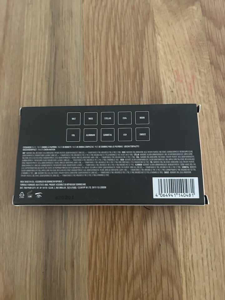 Kylie Cosmetics The Smoky Eyeshadow Palette - Image 2 of 4