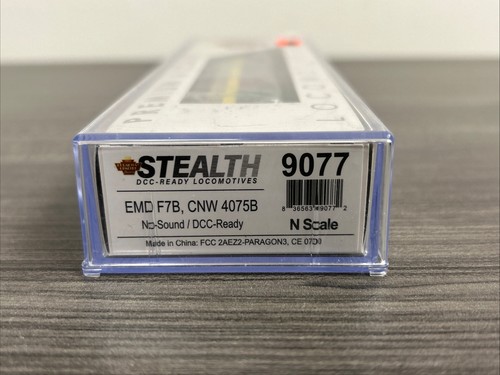 Broadway Limited N Scale #9077 EMD F7B Locomotive CNW #4075B NIB - CC - Picture 2 of 8