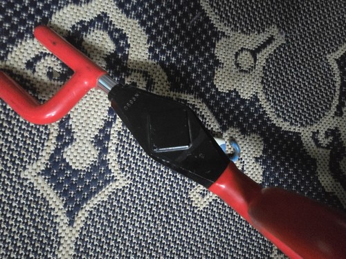 Vintage The Club Anti-Theft Steering Wheel Lock Device Original With One Key - Picture 9 of 9
