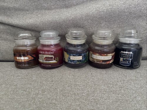 Yankee Candle Jar Candles Set Of 5 New 20-30 Hours Burn Time Red Velvet Amber