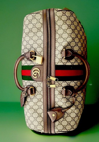 GUCCI GG SAVOY MEDIUM DUFFLE BAG, Never Used. - Picture 2 of 9