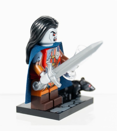 LEGO CMF Dungeons & Dragons (71047) Strahd von Zarovich Minifigure. New+FastShip - Picture 3 of 4