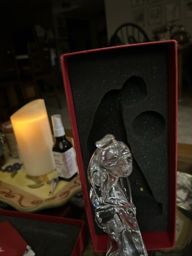 MIB FLAWLESS Stunning BACCARAT France Glass Crystal LADY GOLFER PUTTING Figurine - Picture 4 of 12