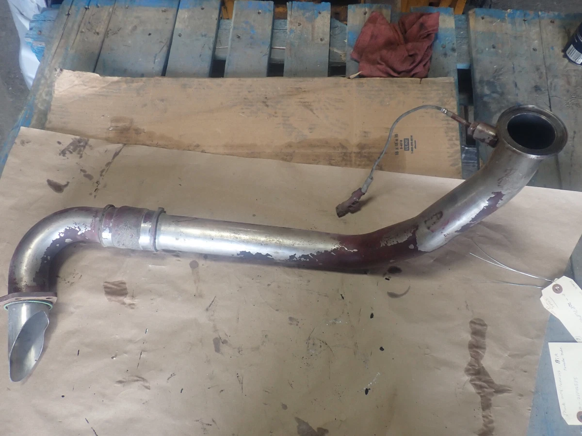Volvo D13 Mack MP8 Diesel Engine Air Transfer Tube Pipe 21146585 