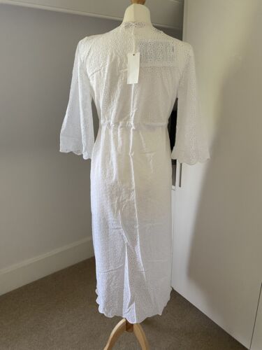 Tory Burch Scalloped broderie anglaise kaftan swim cover, size S (UK8/US4) NEW - Picture 3 of 5