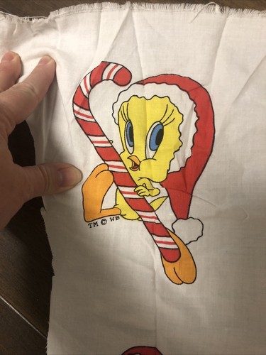 vintage Looney Toons Holiday Christmas cotton fabric scrap - Picture 7 of 9