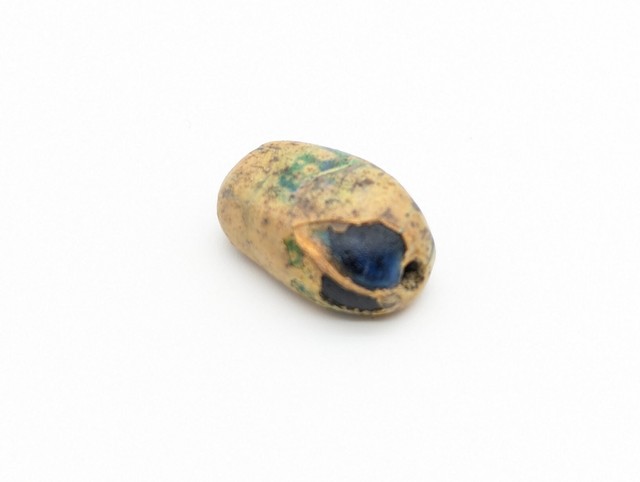 Ancient Egyptian scarab decorative hanging beads with blue lapis lazuli Ancient Egyptian scarab decorative hanging beads with blue lapis lazuli