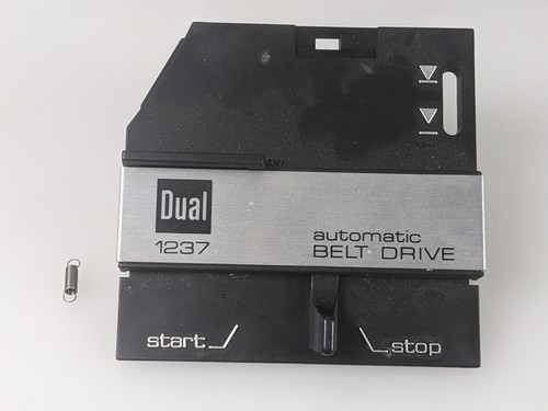 Ricambi giradischi vintage doppio 1237: guscio, viti, ingranaggio, leva e altro - Foto 5 di 87