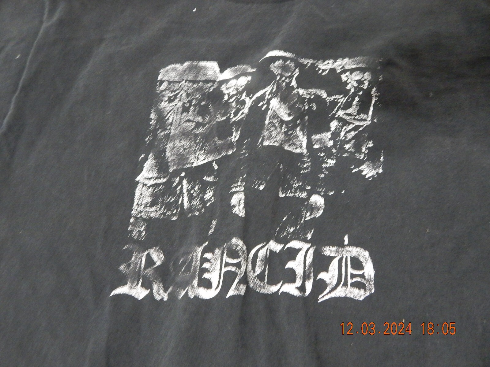 Picture 2 of 4