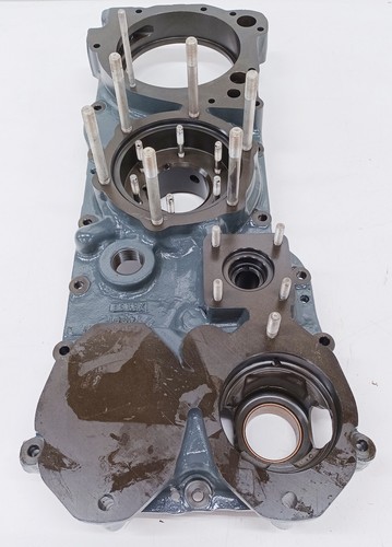 New Avco Lycoming Aircraft Engine Accessory Housing Cover Assembly p/n 73094 - Picture 3 of 6
