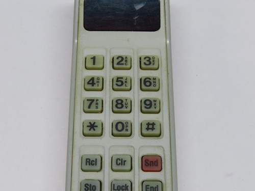 #6 TÉLÉPHONE PORTABLE VINTAGE MOTOROLA DYNATAC 8000 M - Photo 4 sur 16
