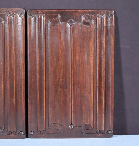 Vintage Pair of French Gothic Revival Panels in Beech Wood w/Linen Fold Carvings - Picture 4 of 14
