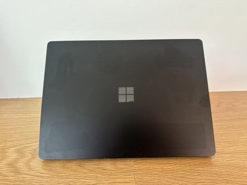 Microsoft Surface Laptop 3 13.5" - i5-1035G7 - 8GB RAM - 512GB SSD *CRACK* - Picture 3 of 8