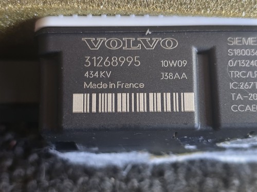 2008-2018 Volvo S40 Tire Pressure Monitoring System (TPMS) Receiver 31268995 oem - Picture 2 of 6