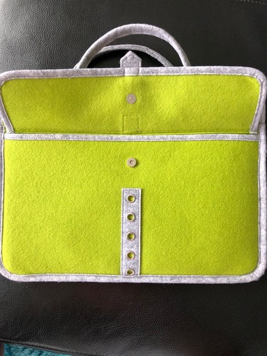 Damen-Laptoptasche aus Filz von Lucalily. Neu mit Etikett - Bild 2 von 12