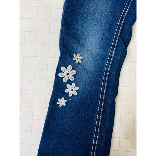 Girl's Size 4 Jean’s Wallflower Blue Denim Embroidered Pockets Flair Legs - Picture 5 of 10