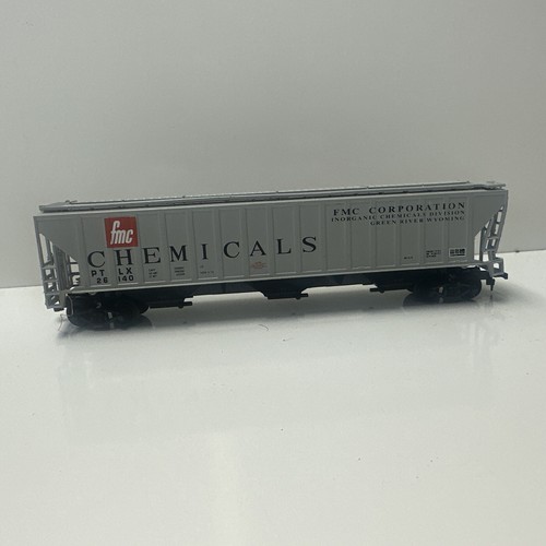 IHC FMC Chemicals 55' Covered Hopper PTLX 26140 HO Scale Train Car
