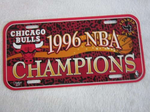 Vintage CHICAGO BULLS Lot 2 Plastic Front License Plate Car 1996 Champions NBA - Picture 9 of 12
