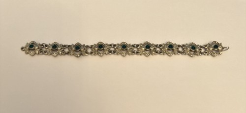 Filigree silver tone bracelet with faux green stones, 7โ - Picture 3 of 12