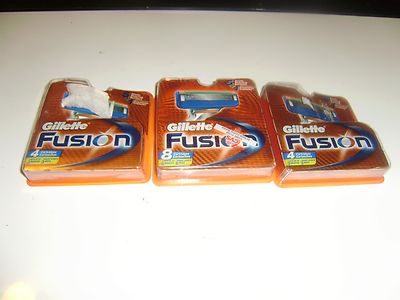 Brand New Gillette Fusion  Men's Razor Blade Refills 16 Count 5 Blade Shaving