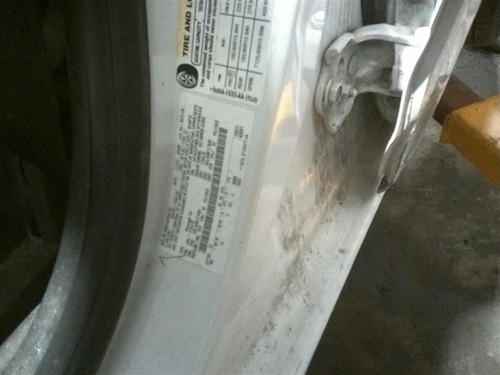 Passenger Windshield Glass Pillar Black Belt Moulding Fits 11-19 FIESTA 110332 - Picture 10 of 11