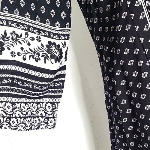 Cyrena/Anthropologie schwarz & weiß Blumen Shirt Kleid bunter Rückeneinsatz Gr. Lge - Bild 4 von 12