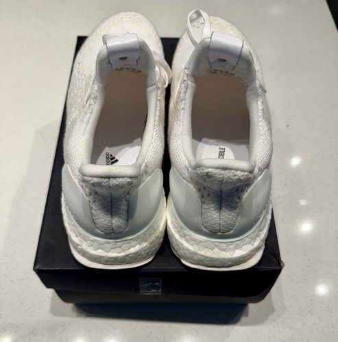 Adidas Ultra Boost 4.0 S.E. A Ma Maniere x Invincible - Imagen 4 de 5