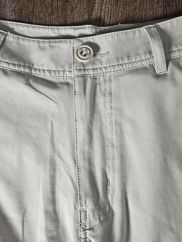 Huk Fishing Shorts Mens 32 Tan - Picture 2 of 7