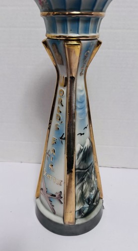 1962 Beam World’s Fair Seattle Space Needle Century 21 decanter. 13.5” - Bild 3 von 5