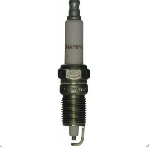 Champion #7020 (RS12PLP) Double Platinum Spark Plug SET OF 4 - Picture 1 of 1