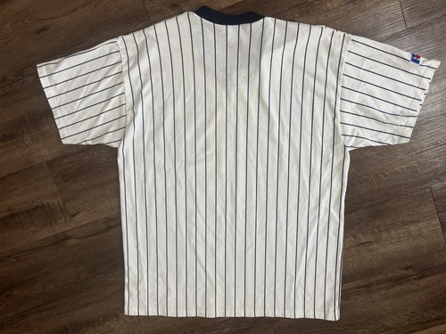 Vintage 1990's Russell New York Yankees V-Neck Tee Shirt XL Jersey - Picture 6 of 6