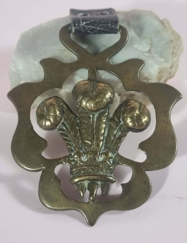 Caballo vintage de latón con plumas del Príncipe de Gales 11 cm por 9 cm - Imagen 1 de 4
