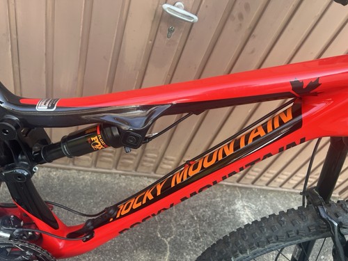 Rocky Mountain Altitude Carbon . Fully . NP 3000€ . Versand Möglich. - Bild 12 von 13