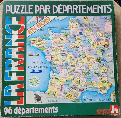 PUZZLE LA FRANCE EN BOIS VINTAGE 96 DEPARTEMENTS NATHAN - Photo 1/4