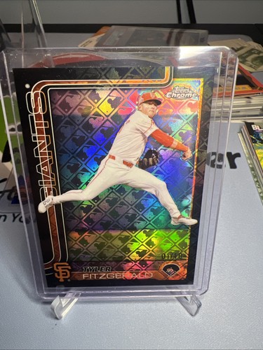 Tyler Fitzgerald - 2025 Topps Chrome Logofractor Black 01/10