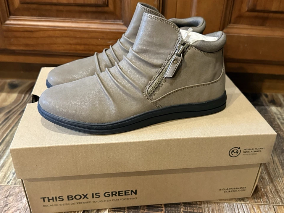 Botines Clarks Cloudsteppers para mujer Breeze Range talla 9,5 color topo Foto 3 de 4