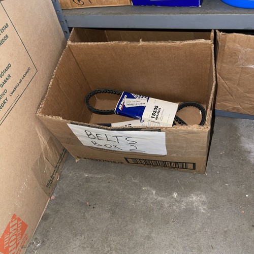 ACDELCO,COGGED,1/2” x 62-7/8”,DRIVE V-BELT;P/N 17625/88934456. - Picture 4 of 4
