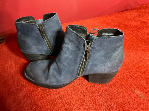 Born Bessie Boots Low Block Heel Blue Suede Leather Boho Bootie Women's size 7M - Picture 5 of 7