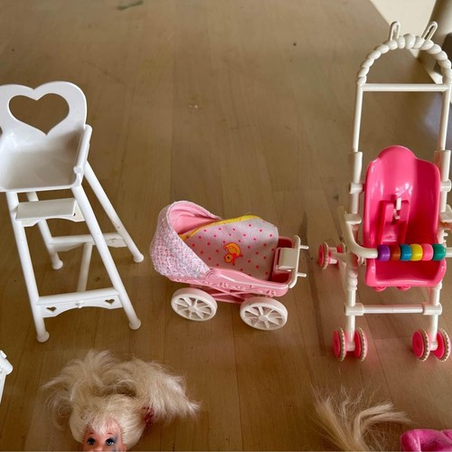 Barbies y accesorios Baby Kelly - Imagen 5 de 7