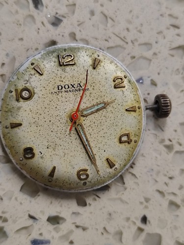 DOXA Cal 103 Movement with Dial & hands Not work Good balance Used - Picture 2 of 5