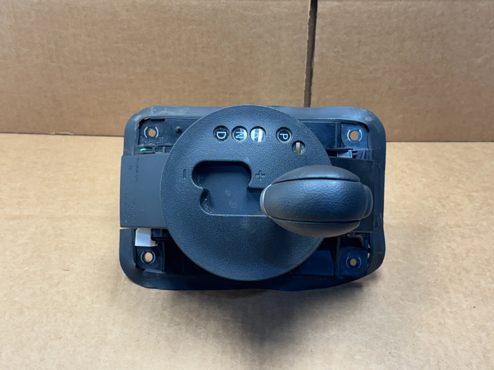 2009-2020 Nissan 370z Automatic Transmission Gear Shifter Selector Knob PO31 OEM Foto 2 de 4