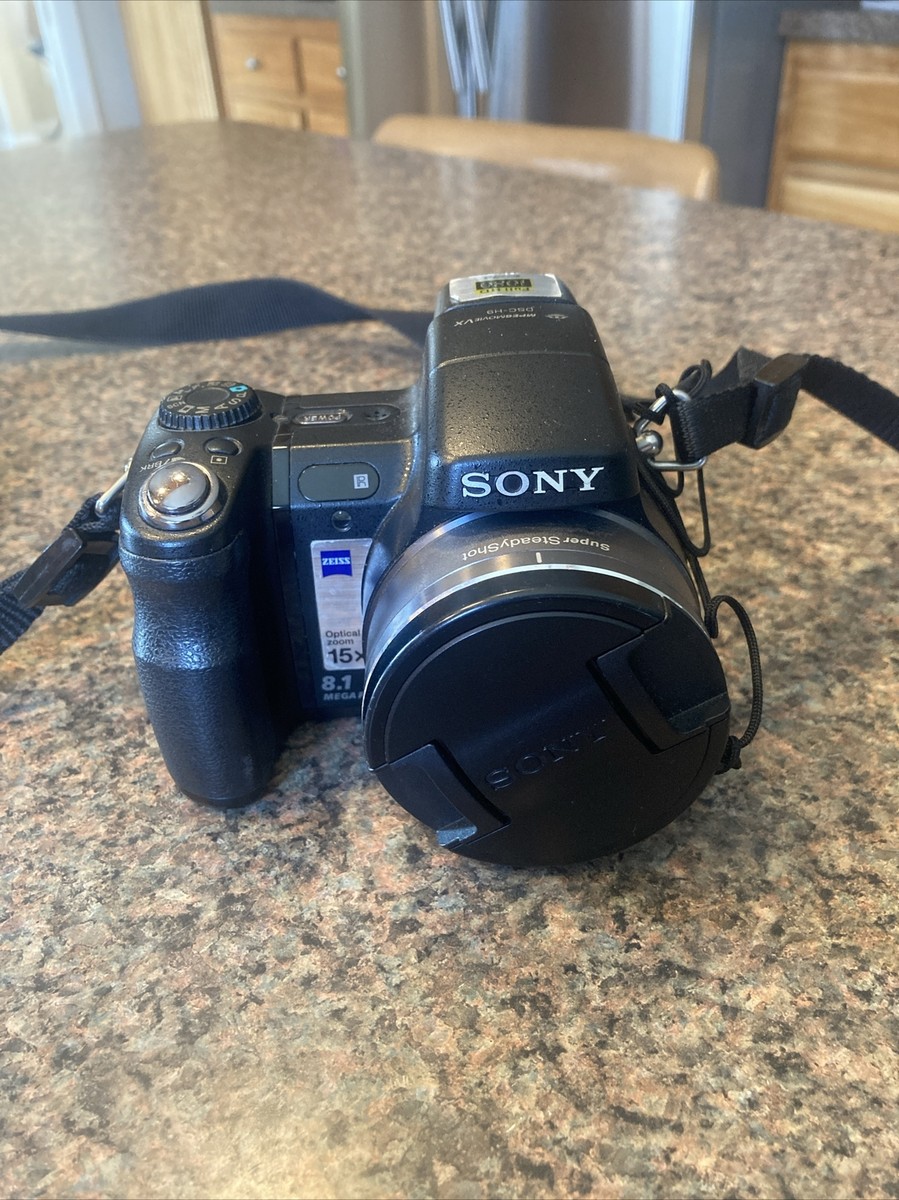 Sony Cyber-Shot DSC-H9 8.1MP Digital Camera - W/Carl Zeiss Sony Cyber-Shot DSC-H9 8.1MP Digital Camera - W/Carl Zeiss