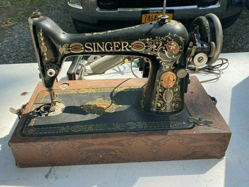 Vintage Antique Singer Redeye Sewing Machine - Picture 4 of 12